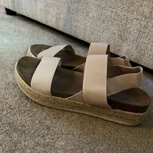 madden girl sandals in light pink tone